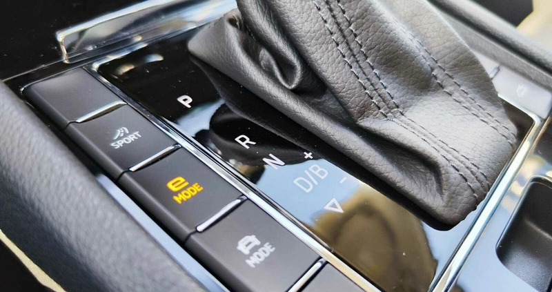 Skoda Superb cena 172900 przebieg: 15725, rok produkcji 2023 z Pogorzela małe 407